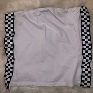 Black checkered crop top 🖤